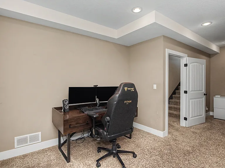 2708 Harrison Rd — Photo 12