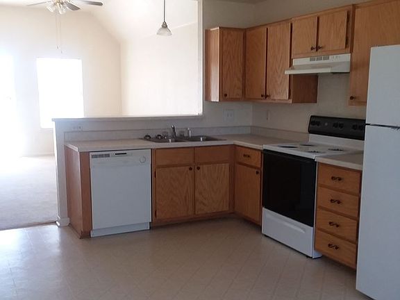 5th image of 3507 Westwood Dr #A