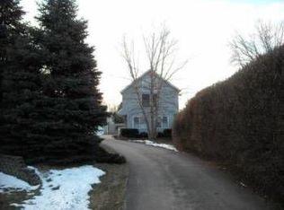 138 Hill St, Mount Prospect, IL 60056