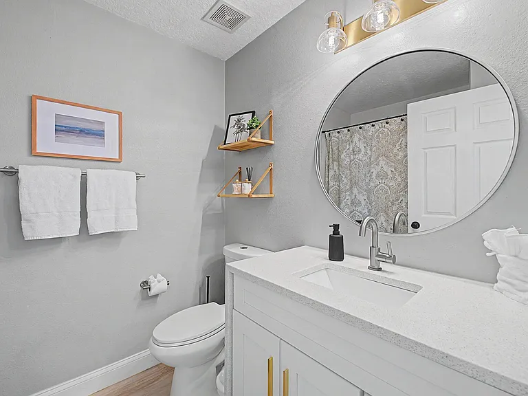 6052 114th Ave — Photo 18
