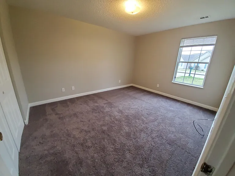 221 Cornerstone Ct — Photo 10