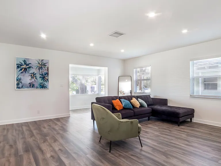 122 George Bush Blvd — Photo 4