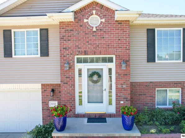 6249 Cornflower Dr, Lincoln, NE 68504