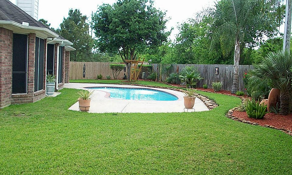 1st image of 24642 Queensfield Ct