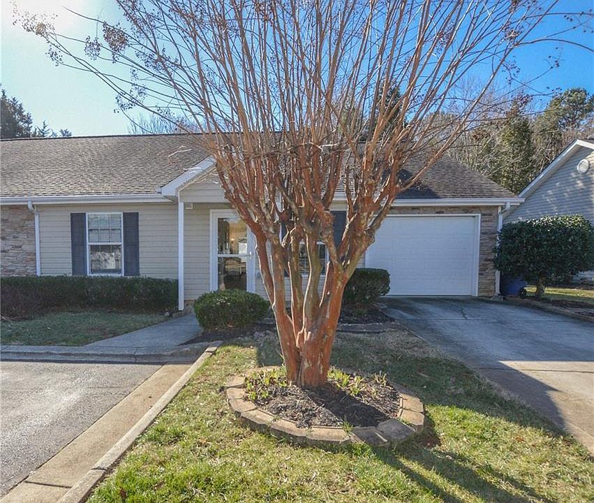 1st image of 2873 Hyde Place Cir