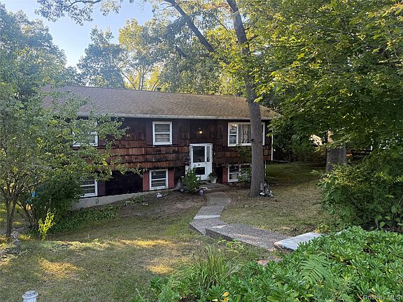 2nd image of 20 McGill Road
