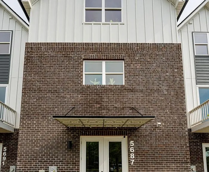 5687 Sofias Cir — Photo 1