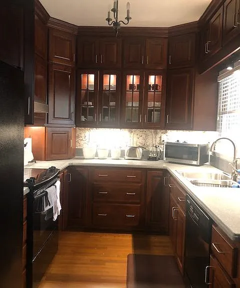 737 Victorian Pl #737 — Photo 9