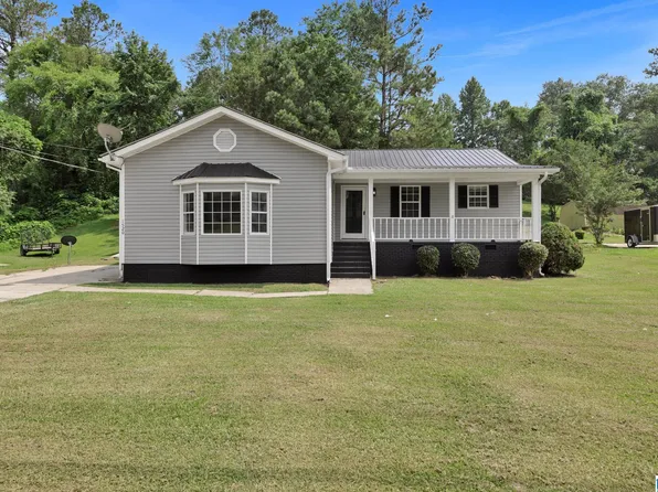 1520 Maple Dr, Weaver, AL 36277