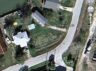 1134 22nd St, San Leon, TX 77539