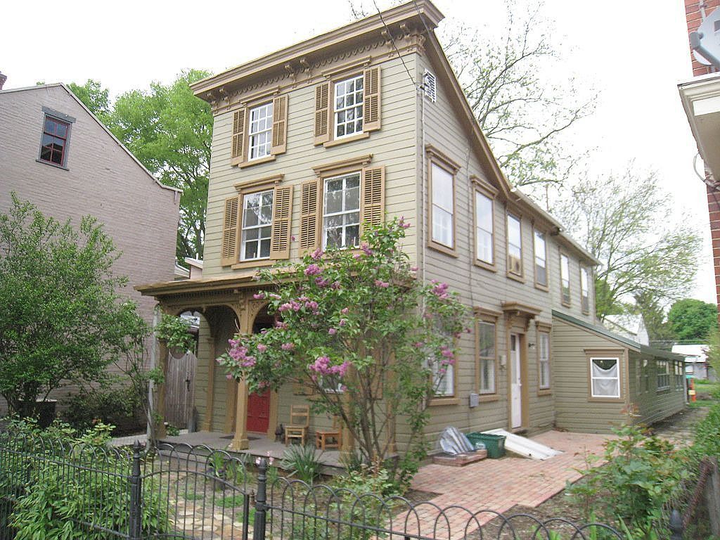 153 E Pomfret St, Carlisle, PA 17013 Zillow