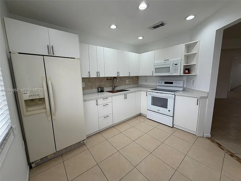 9658 SW 138th Ave #9658 — Photo 7