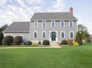 3 Merrimack River Rd, Groveland, MA 01834