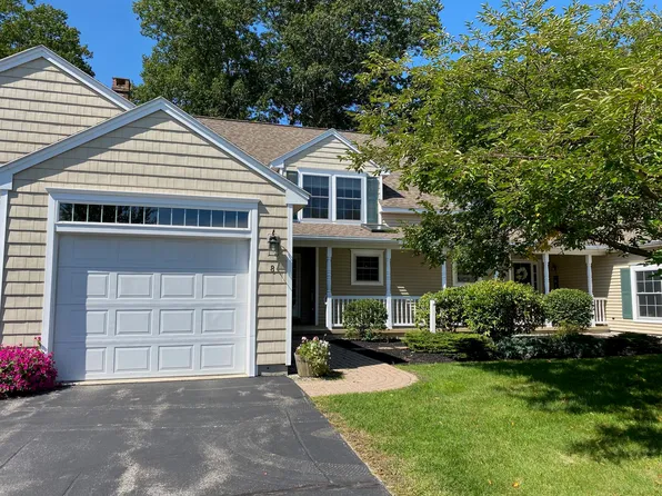 8 Ridgefield Drive #10, Gorham, ME 04038