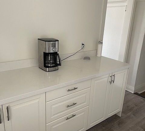 5th image of 5 Lonsdale Rd #1