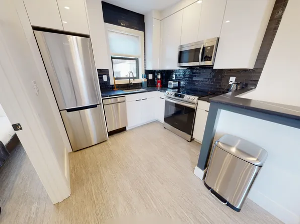 353 E 8th St APT 3, Boston, MA 02127