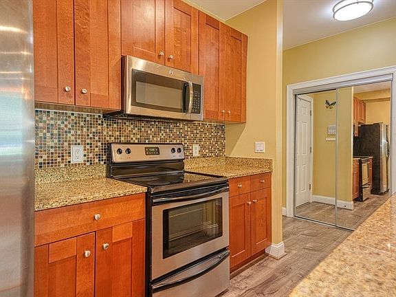 3rd image of 30 Broad St Unit 104