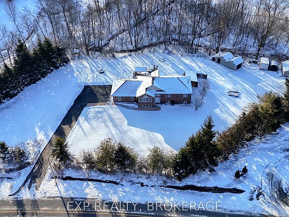 3rd image of 3079 Washburn Rd