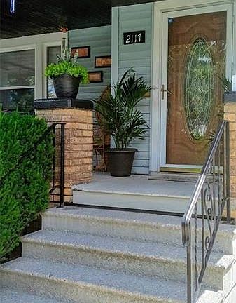 3rd image of 2117-2119 Waterbury Rd