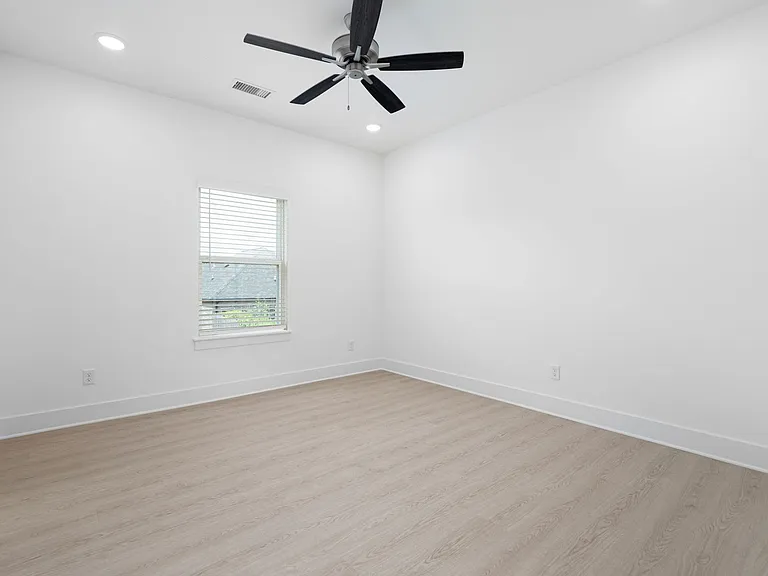 2713 SW Shackelton Ave #1 — Photo 66