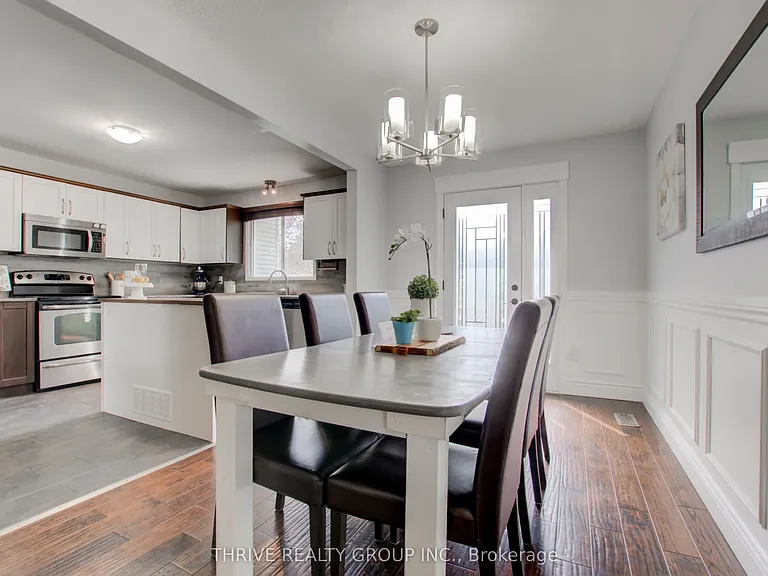 118 Sandalwood Cres — Photo 4