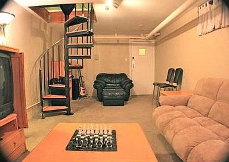 1st image of 1528 N Emerson St APT 8