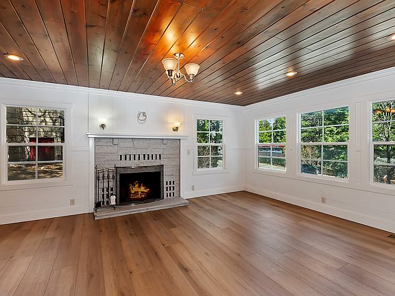 4th image of 292 Walnut Dr