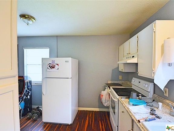 4th image of 1406 Katy St