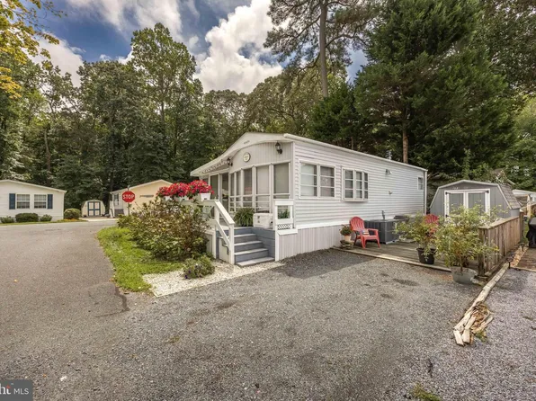 273 Woodhaven Ct, Berlin, MD 21811