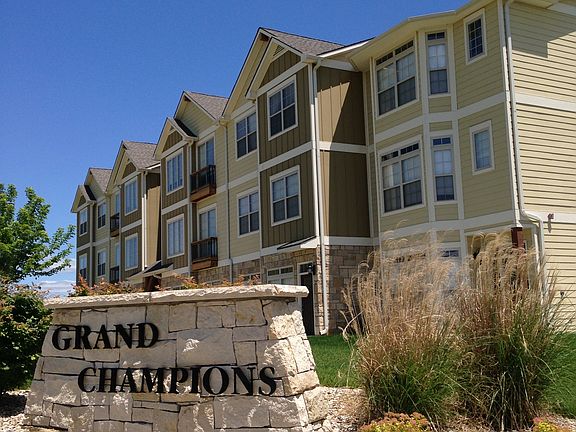 2nd image of 3030 Grand Mere Pkwy APT 34