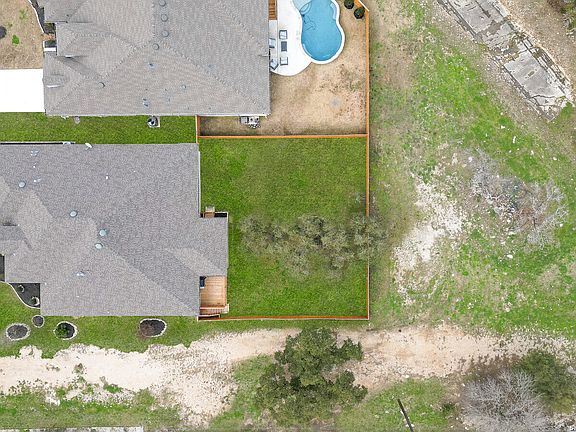 2nd image of 17710 Bellini Hill