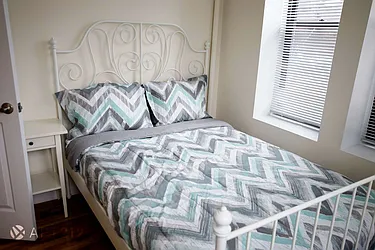 Rented by APT212 INC