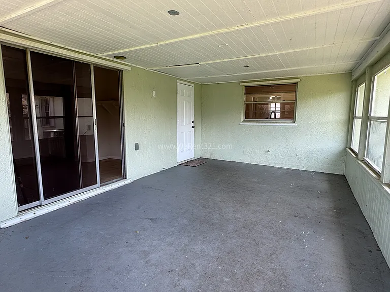 230 Clearbrook Ter NE — Photo 10