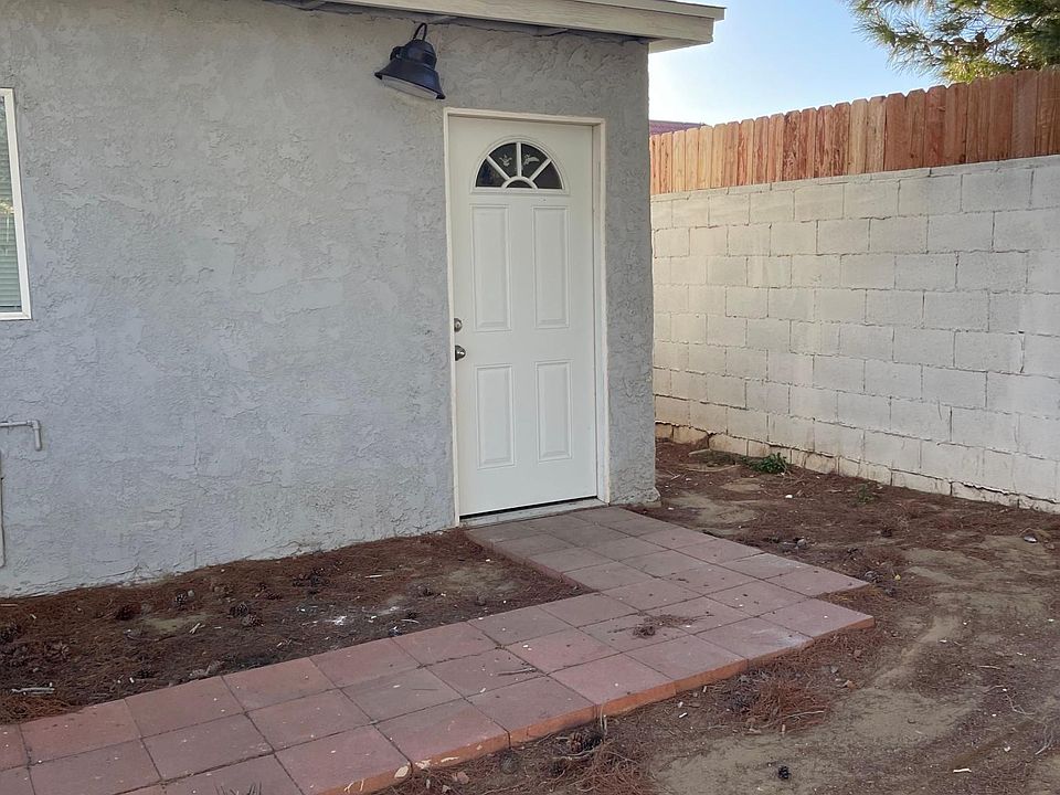 936 E Avenue Q #B, Palmdale, CA 93550 | Zillow