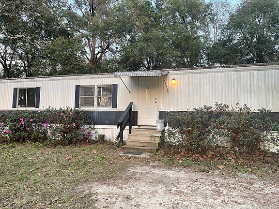 3rd image of 2315 Geri Ann Ln