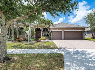 1412 NW 138th Ter, Pembroke Pines, FL 33028