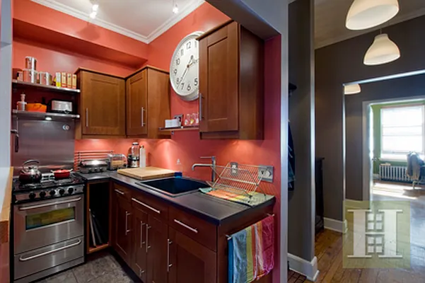 Rented by Halstead Real Estate | media 20