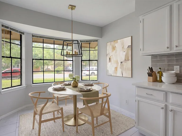 8905 Bridgewood Trl — Photo 15