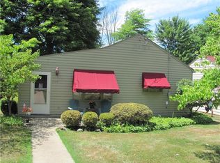 1049 Bechtol Ave, Sharon, PA