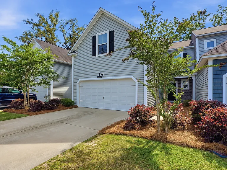 17 Crown Ct — Photo 3