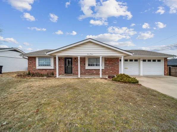 715 Concord Dr, Bartlesville, OK 74006