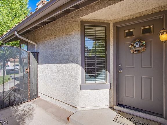 4th image of 4659 Winfield Dr