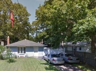 3 Pennwood Dr, Mastic Beach, NY 11951