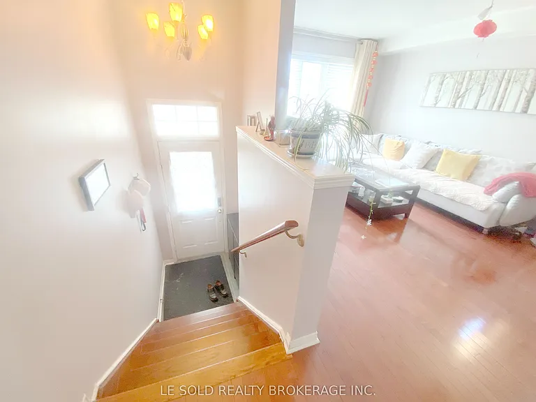 888 Scollard Ct — Photo 6