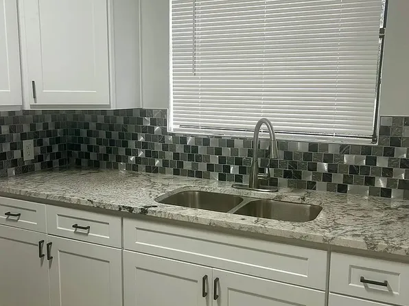 2979 Downing St #1, Jacksonville, FL 32205