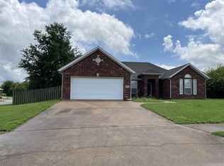 3101 SW Camden Dr, Bentonville, AR 72712