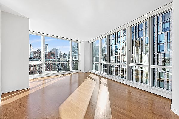 1st image of 200 Chambers St APT 10G