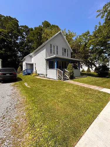 18 Liberty St Photo 1