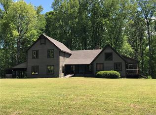 1328 Old Church Rd, Mechanicsville, VA 23111