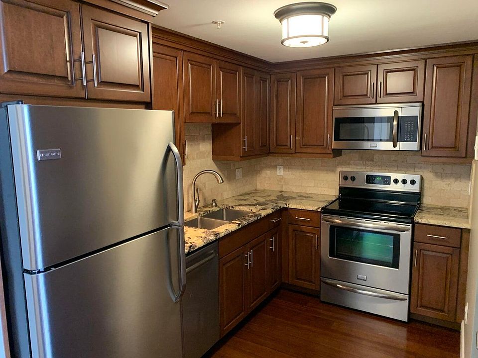 1st image of 255 Evernia St APT 1116